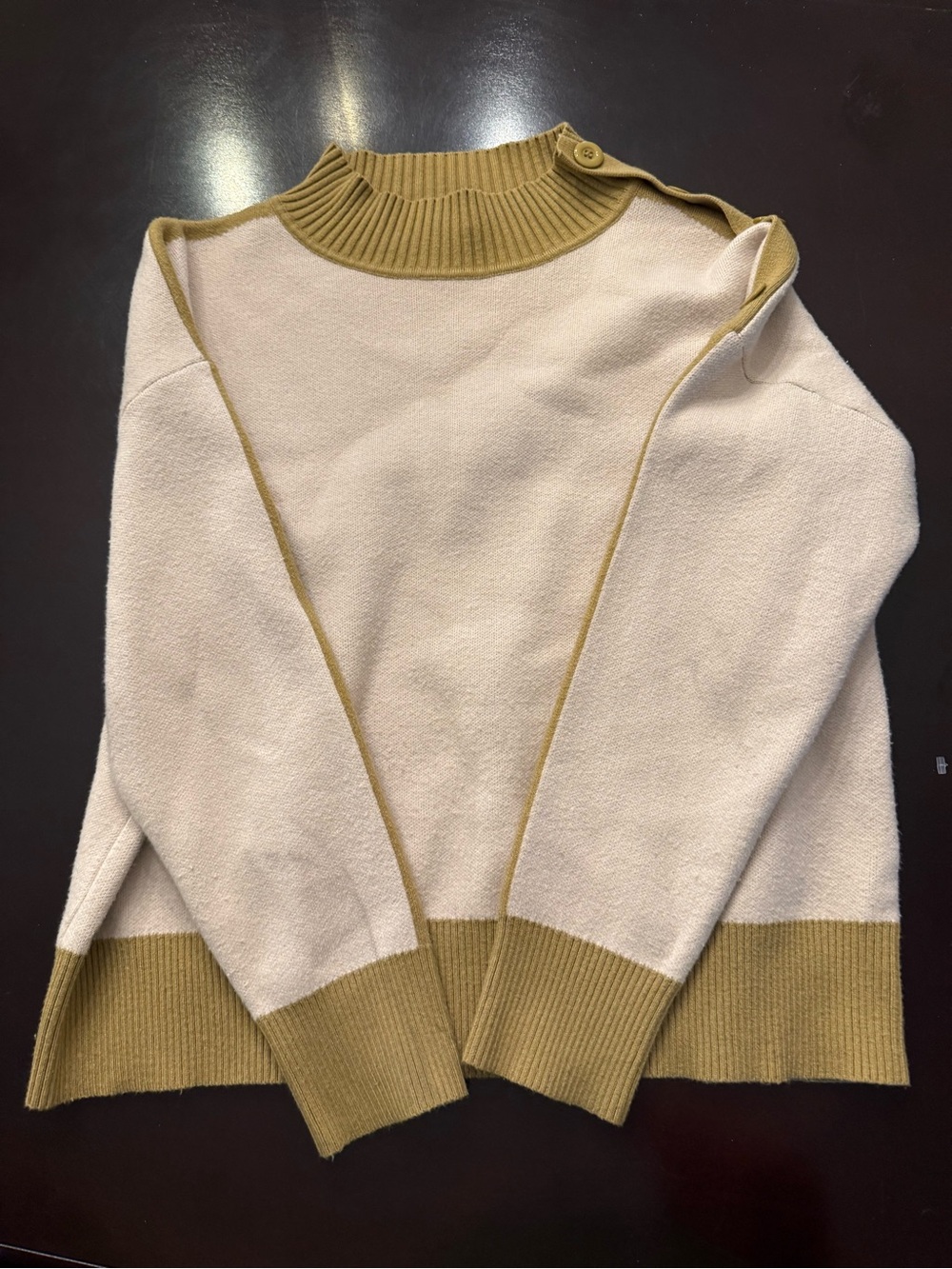 Cynthia Rowley Cream Sweater with Olive Trim Turtleneck